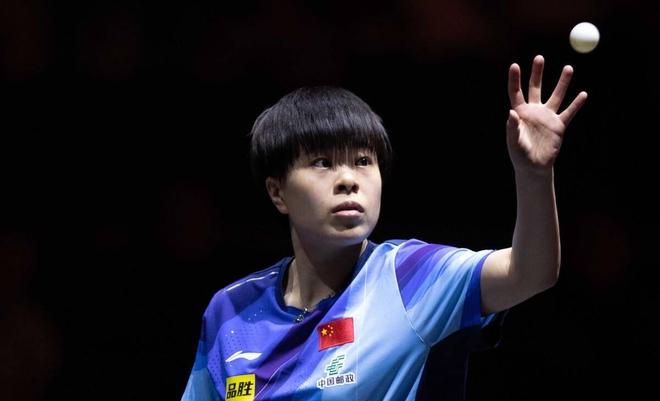 爱游戏在线登录-勇士引发争议！，科维托娃官方宣布比赛规则变更新规引发球迷热议-爱游戏在线登录