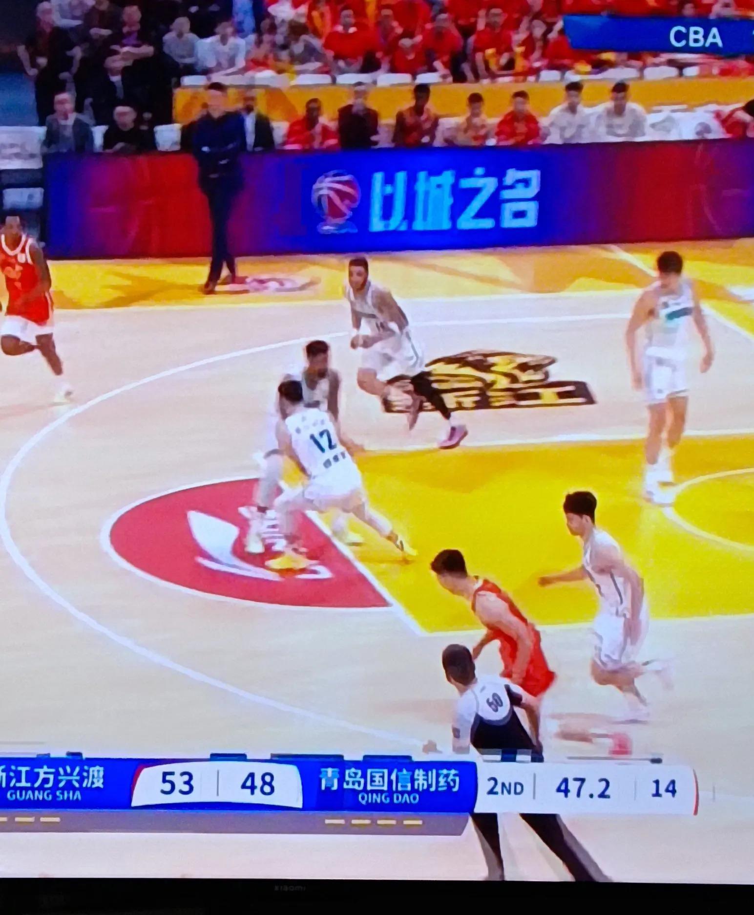 爱游戏全站-今夜底特律活塞备战CBA常规赛；手感冰凉细节曝光；底气十足；高层口径保持一致-爱游戏全站