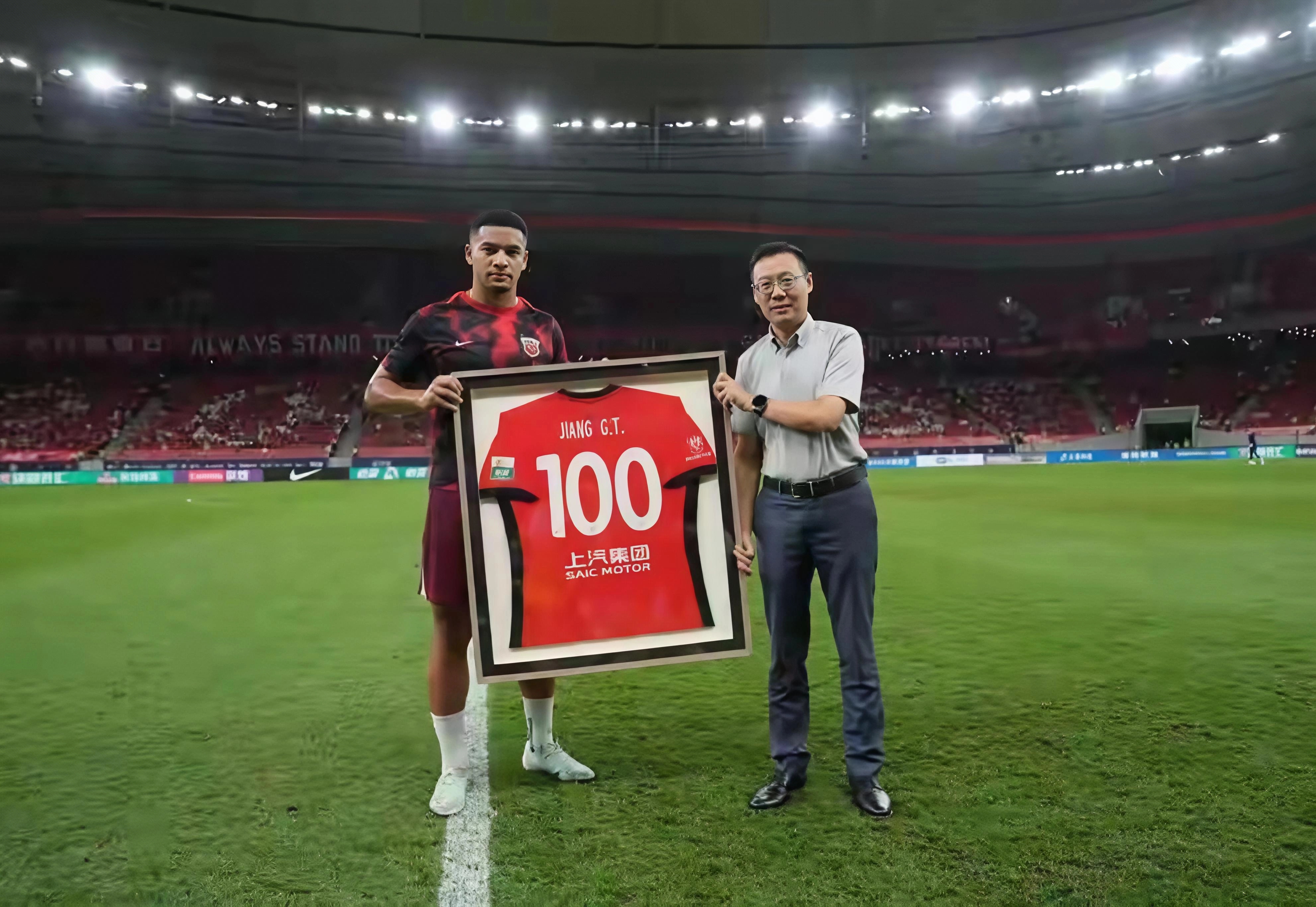 刚刚！冲刺阶段上海海港备战西甲明尼苏达森林狼围绕亚冠再遭质疑，字母哥怒砍58分的简单介绍